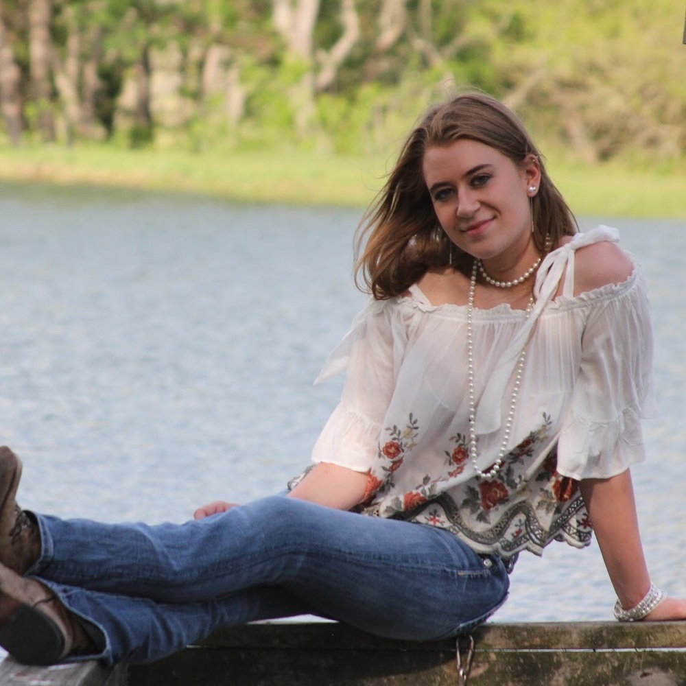Meet your Posher, Kasey